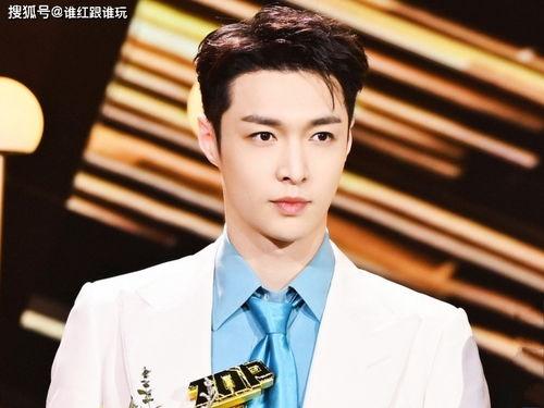 圈内爆料张艺兴喜欢谁了  第2张